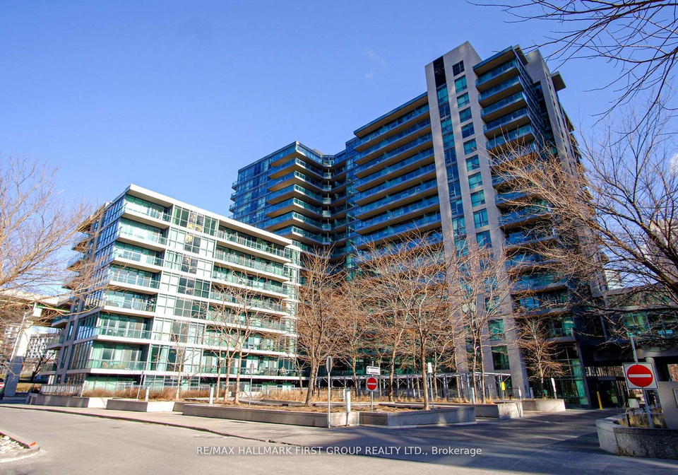 209-fort-york-boulevard-toronto-ontario-c12767540