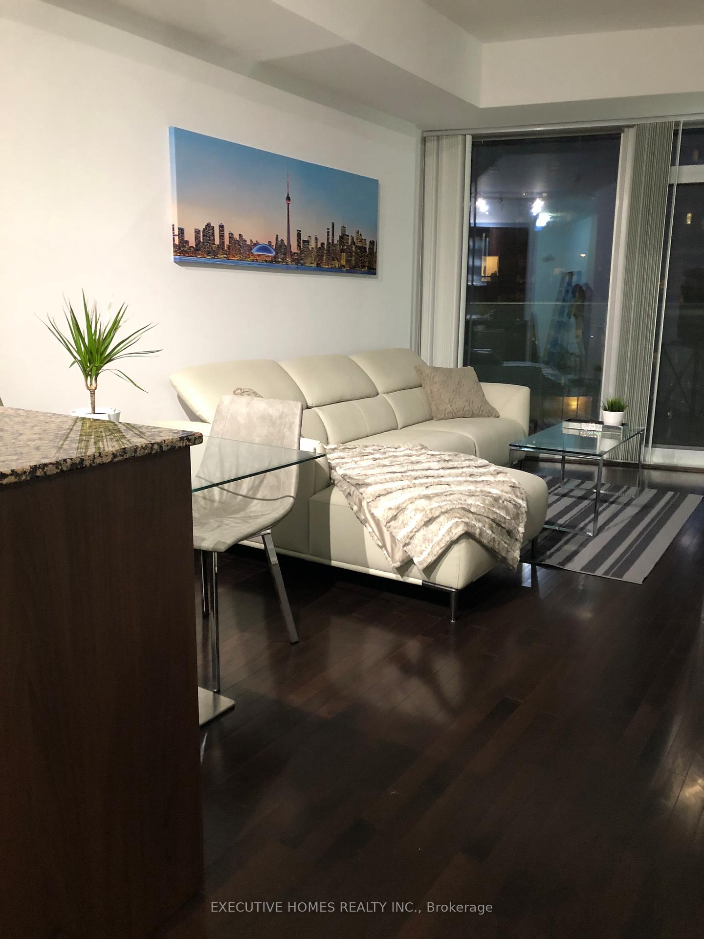 12-york-street-toronto-ontario-c12767730