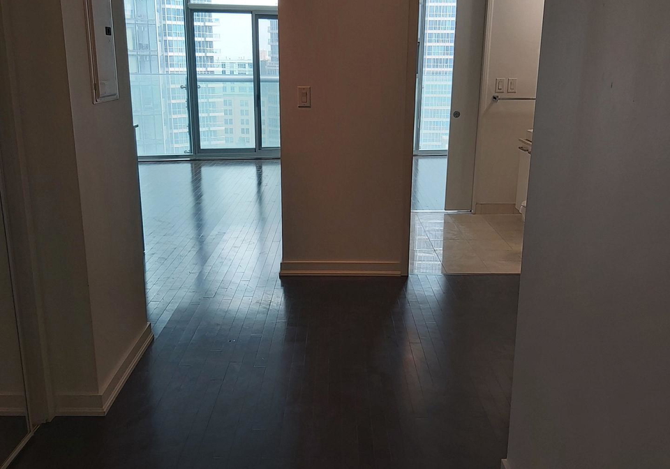 12-york-street-toronto-ontario-c12767730