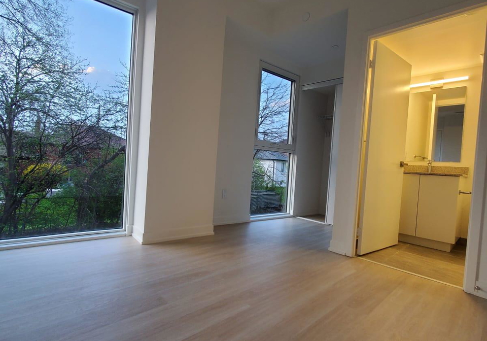 500-wilson-avenue-toronto-ontario-c12767844