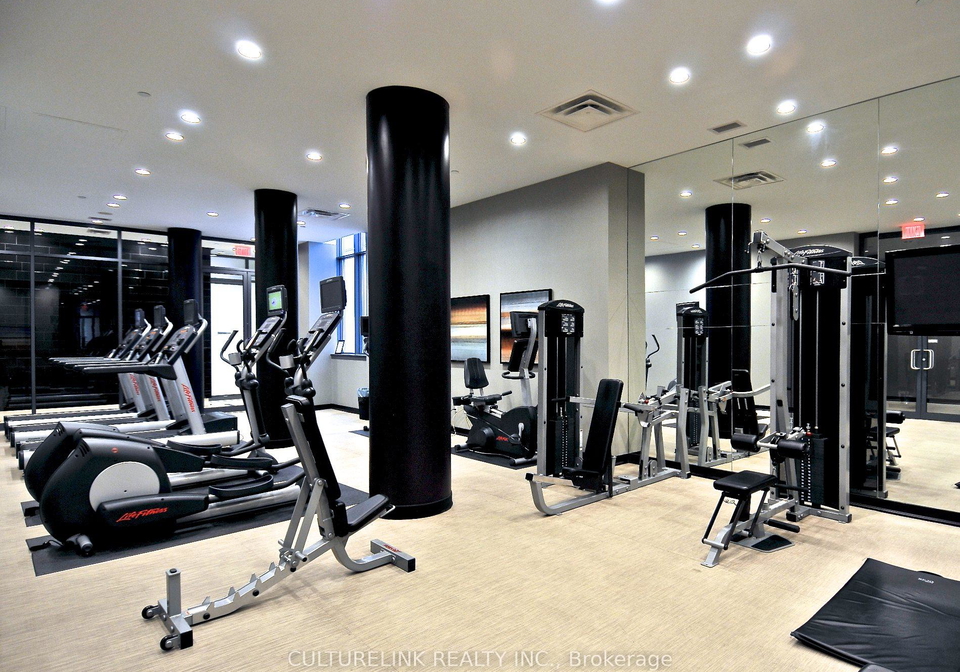 770-bay-street-toronto-ontario-c12768002