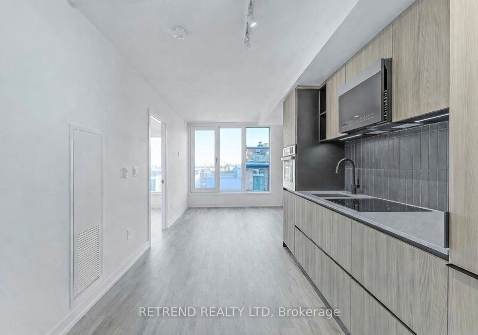 2-augusta-avenue-toronto-ontario-c12768154