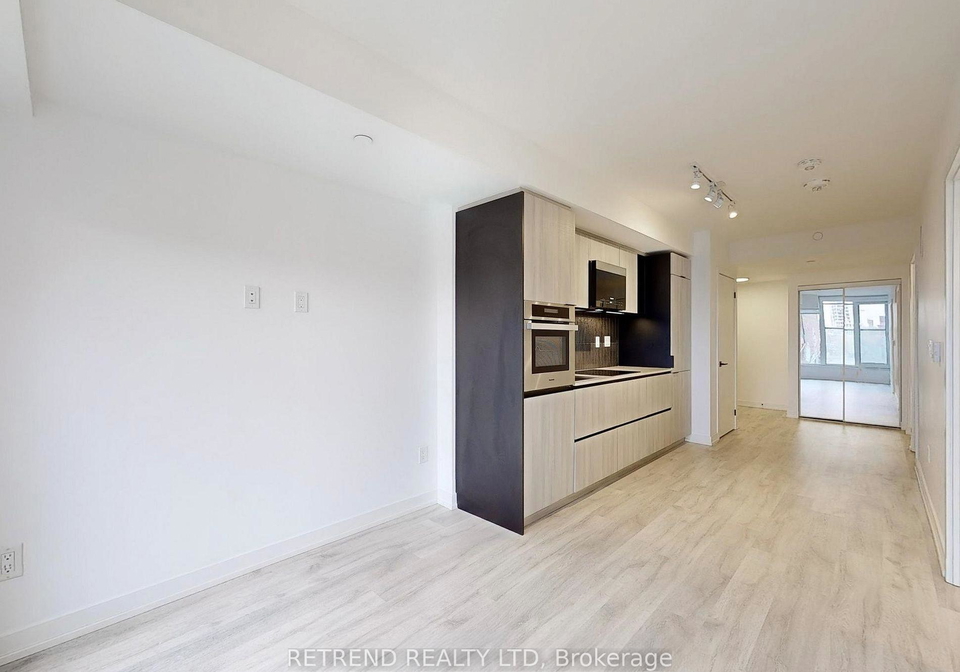 2-augusta-avenue-toronto-ontario-c12768154