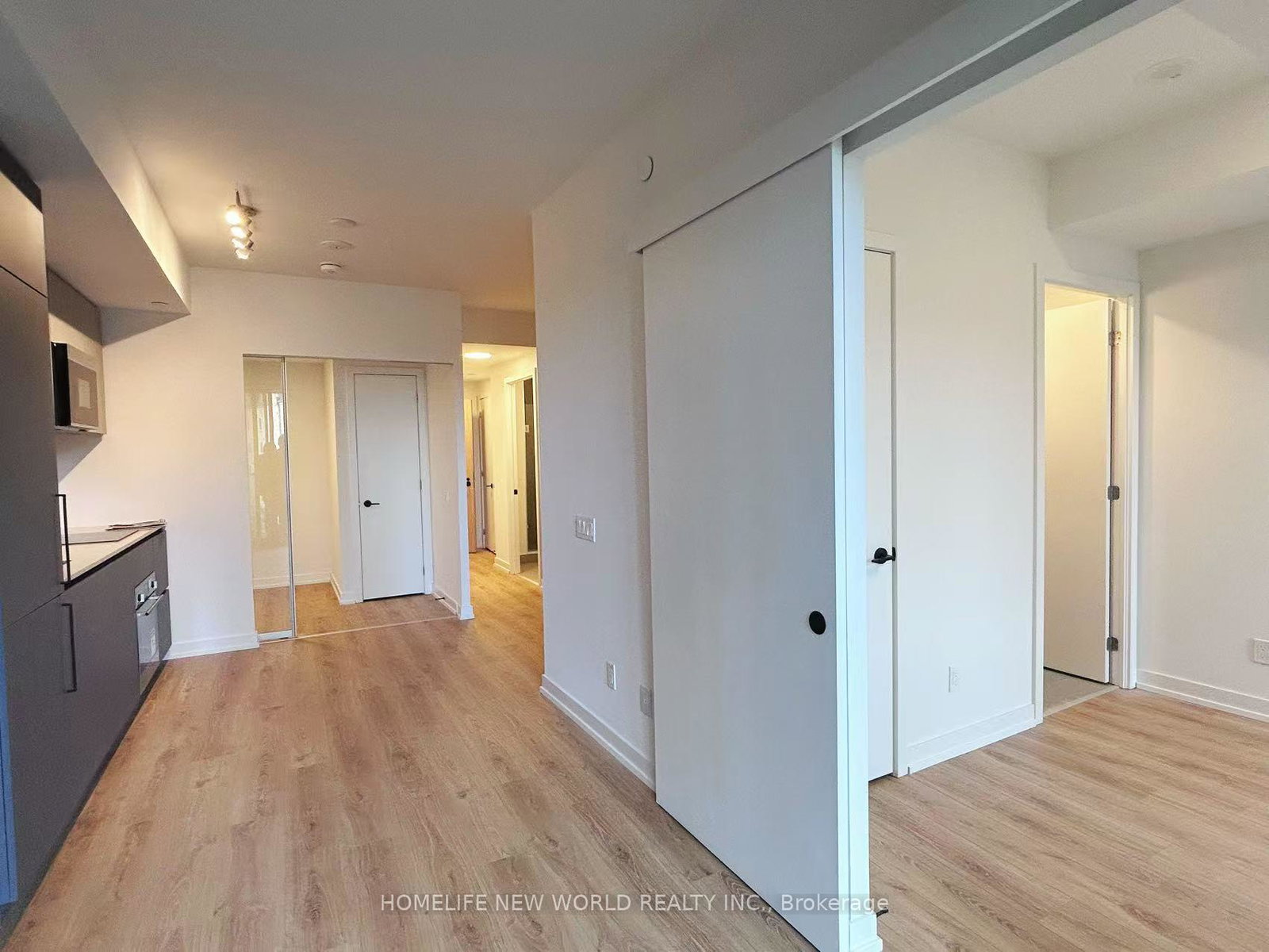 35-parliament-street-toronto-ontario-c12768162