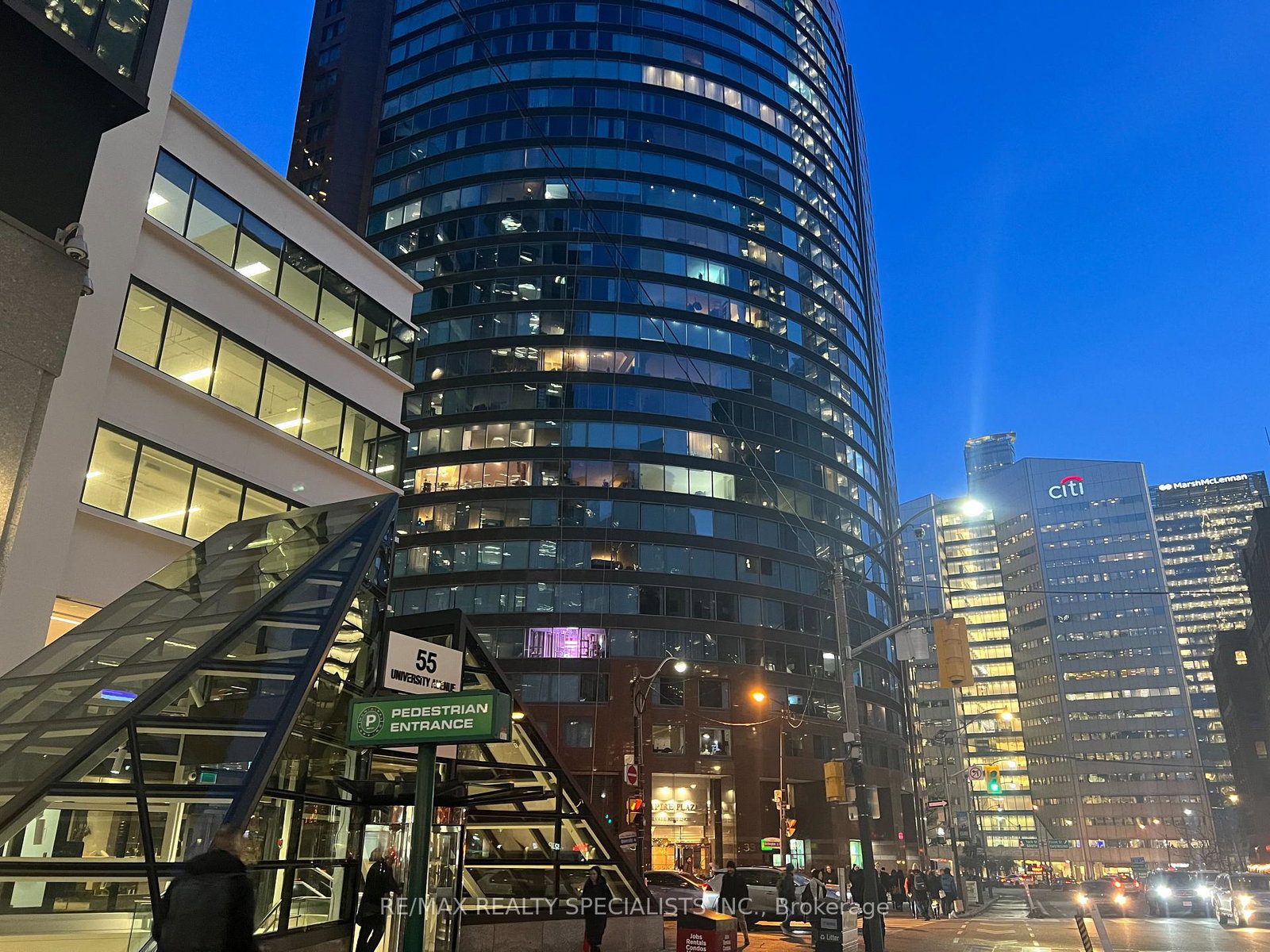 33-university-avenue-toronto-ontario-c12768194