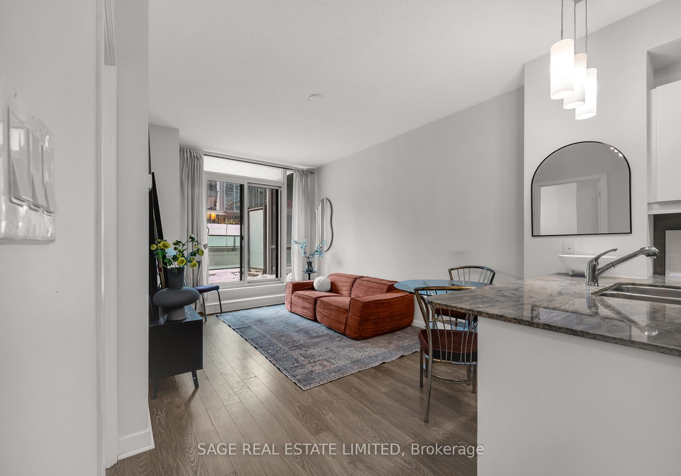 18-harbour-street-toronto-ontario-c12768312