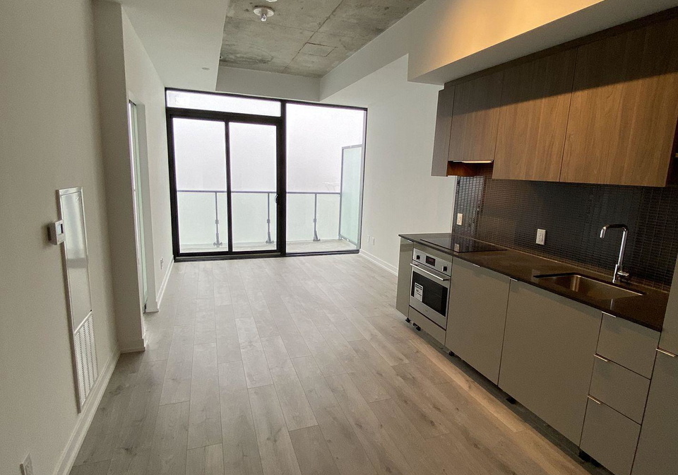 161-roehampton-avenue-toronto-ontario-c12768522