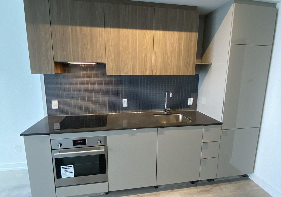 161-roehampton-avenue-toronto-ontario-c12768522