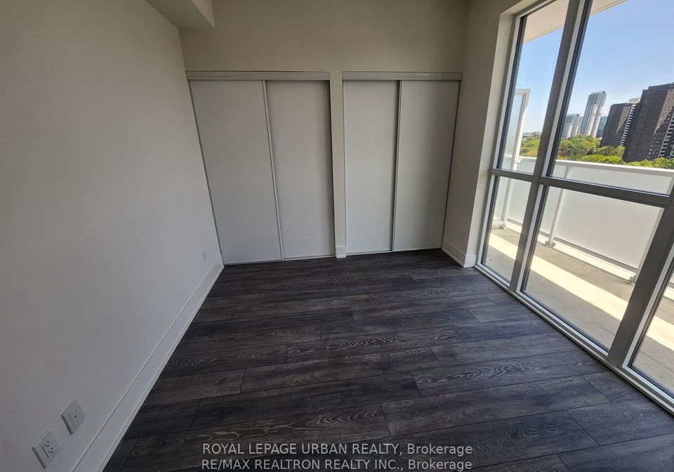 188-fairview-mall-drive-north-york-ontario-c12768736