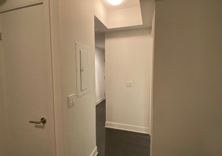 525-adelaide-street-w-toronto-ontario-c12768766