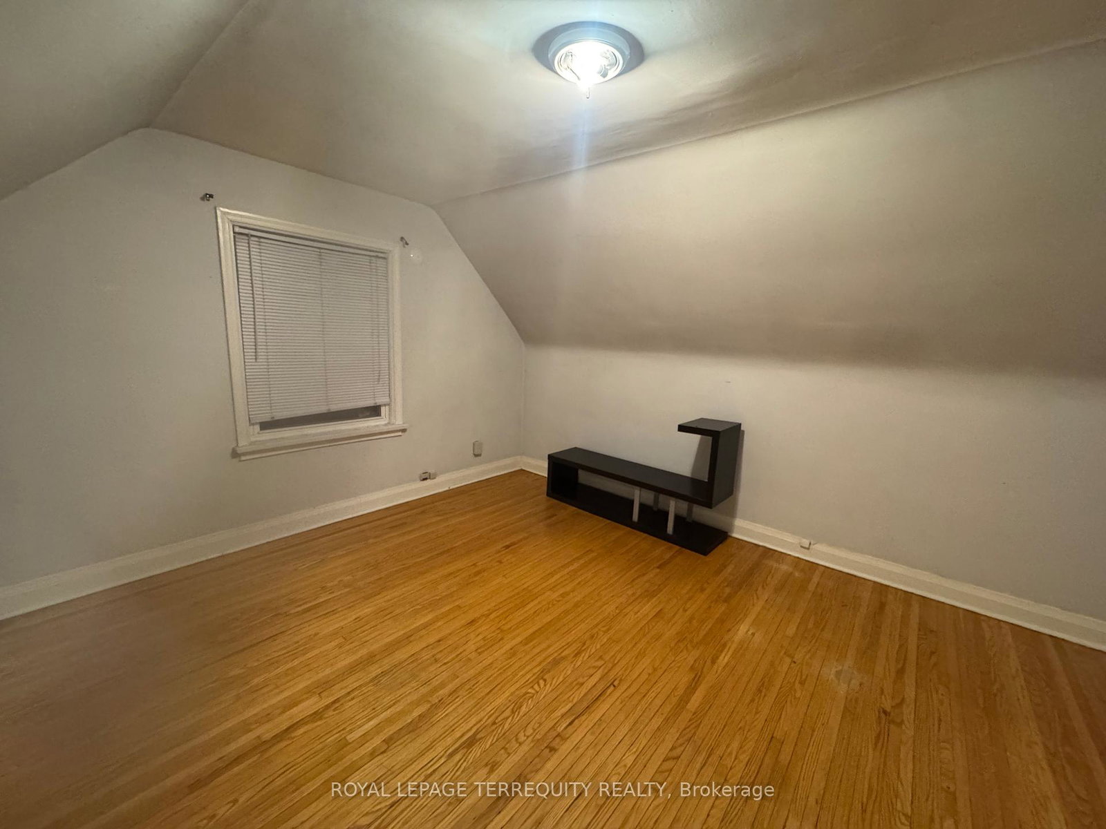 127-sheppard-avenue-w-toronto-ontario-c12768936