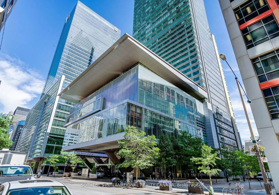 183-wellington-street-w-toronto-ontario-c12768960