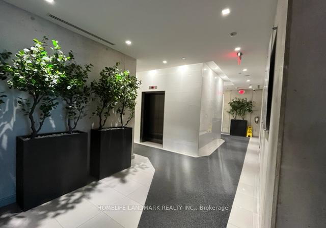 11-charlotte-street-toronto-ontario-c12769250