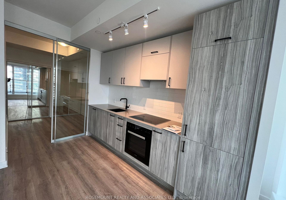 1-quarrington-lane-north-york-ontario-c12769382