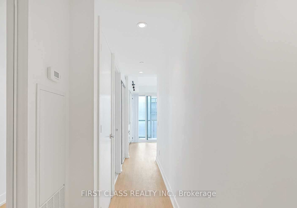 7-grenville-street-toronto-ontario-c12769464