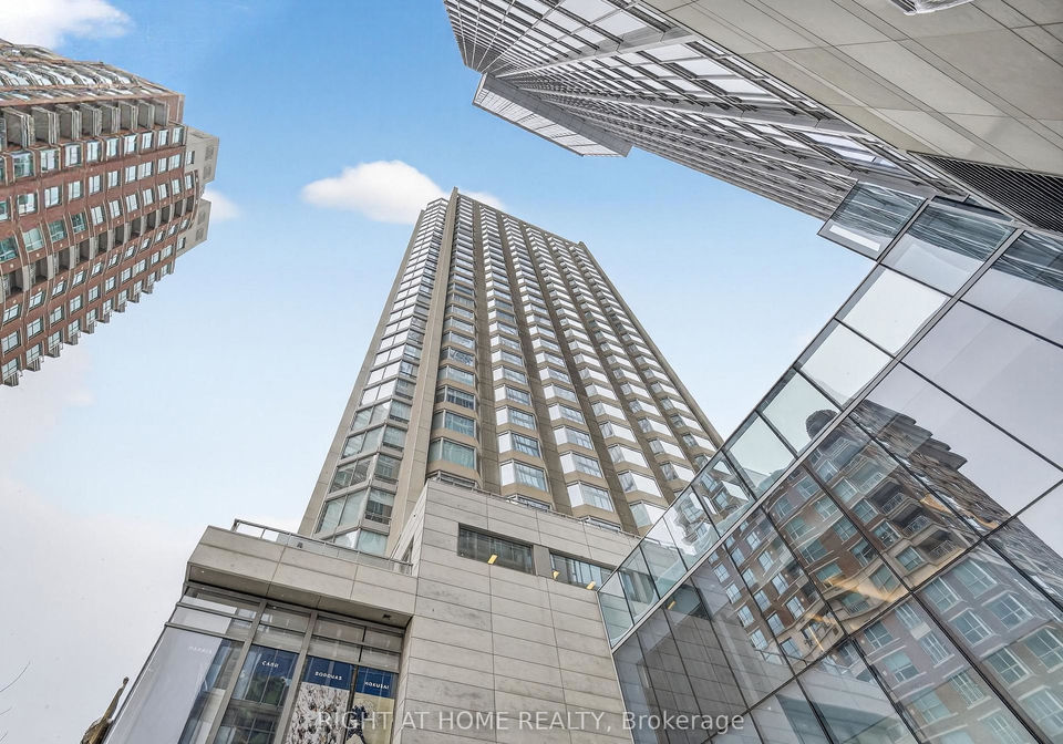 155-yorkville-avenue-toronto-ontario-c12769520