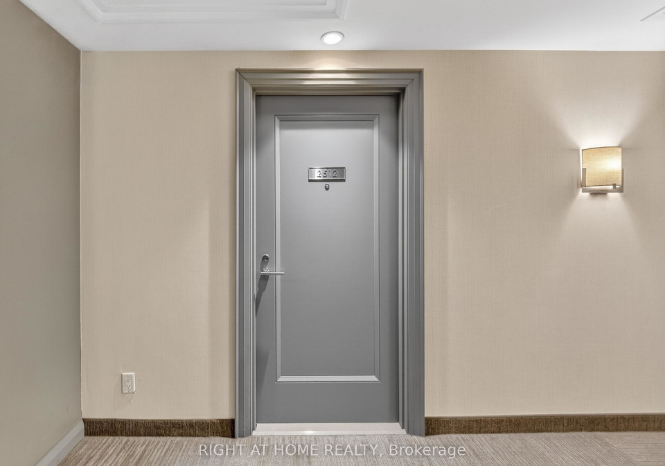155-yorkville-avenue-toronto-ontario-c12769520
