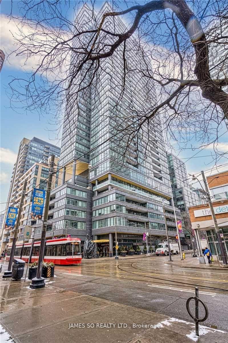 8-charlotte-street-toronto-ontario-c12769708