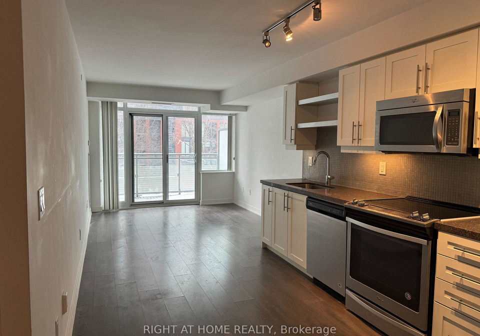 525-adelaide-street-w-toronto-ontario-c12769768