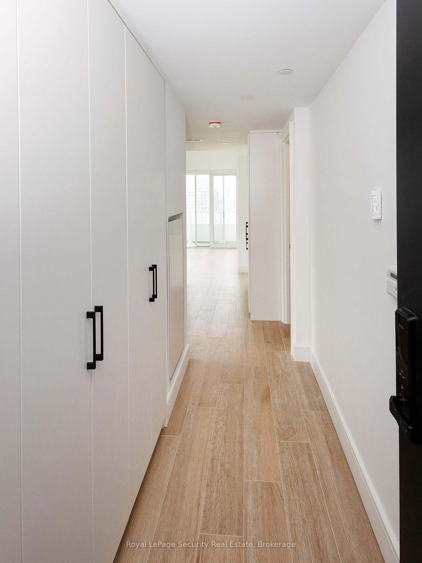 88-queen-street-e-toronto-ontario-c12769794