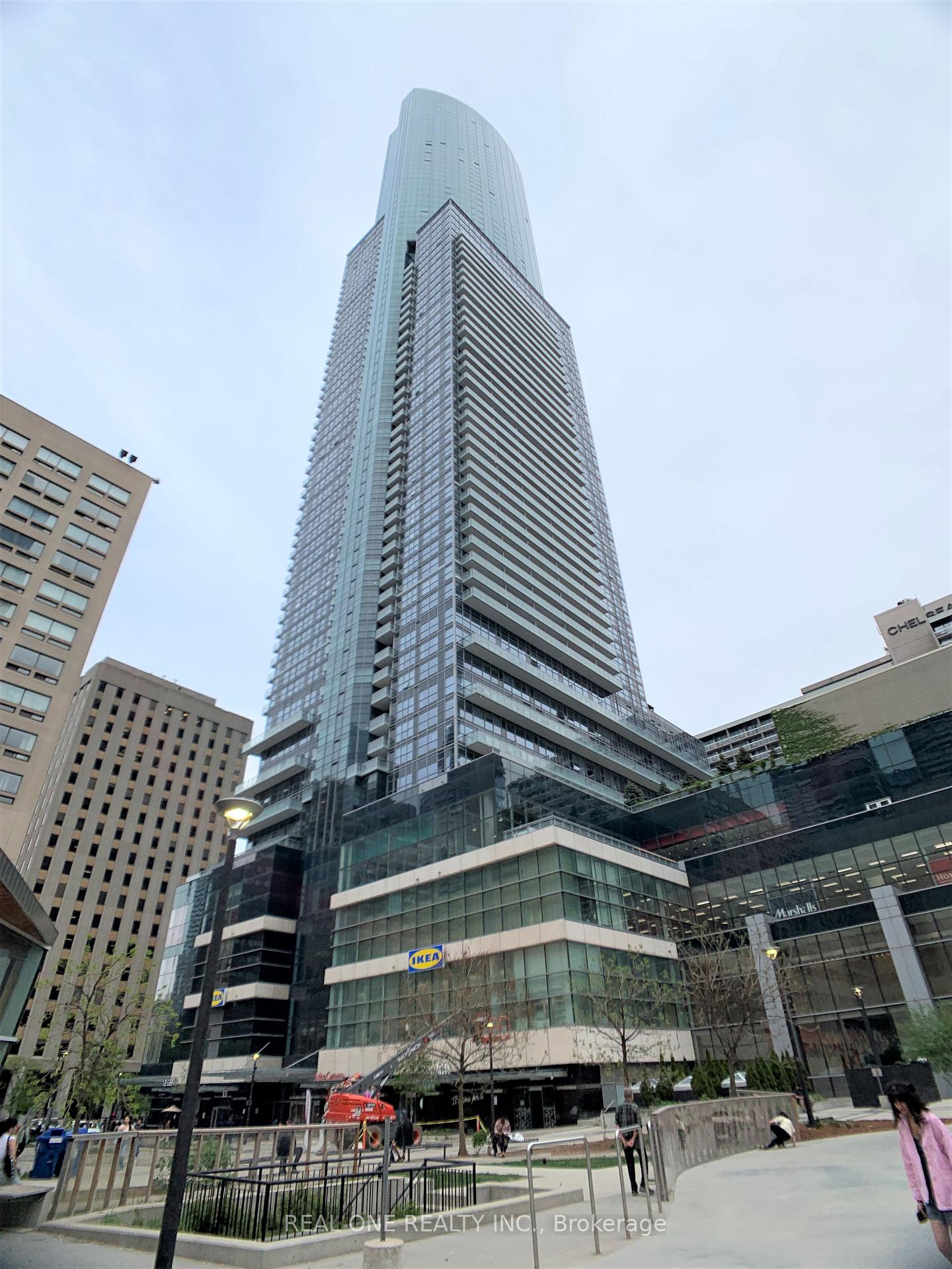 386-yonge-street-toronto-ontario-c12770312