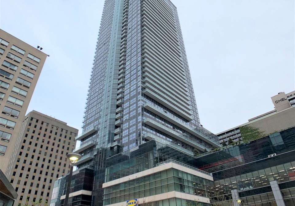 386-yonge-street-toronto-ontario-c12770312