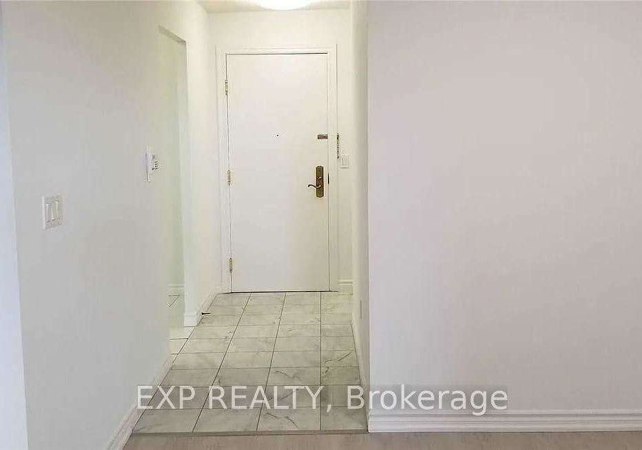 18-sommerset-way-north-york-ontario-c12770314