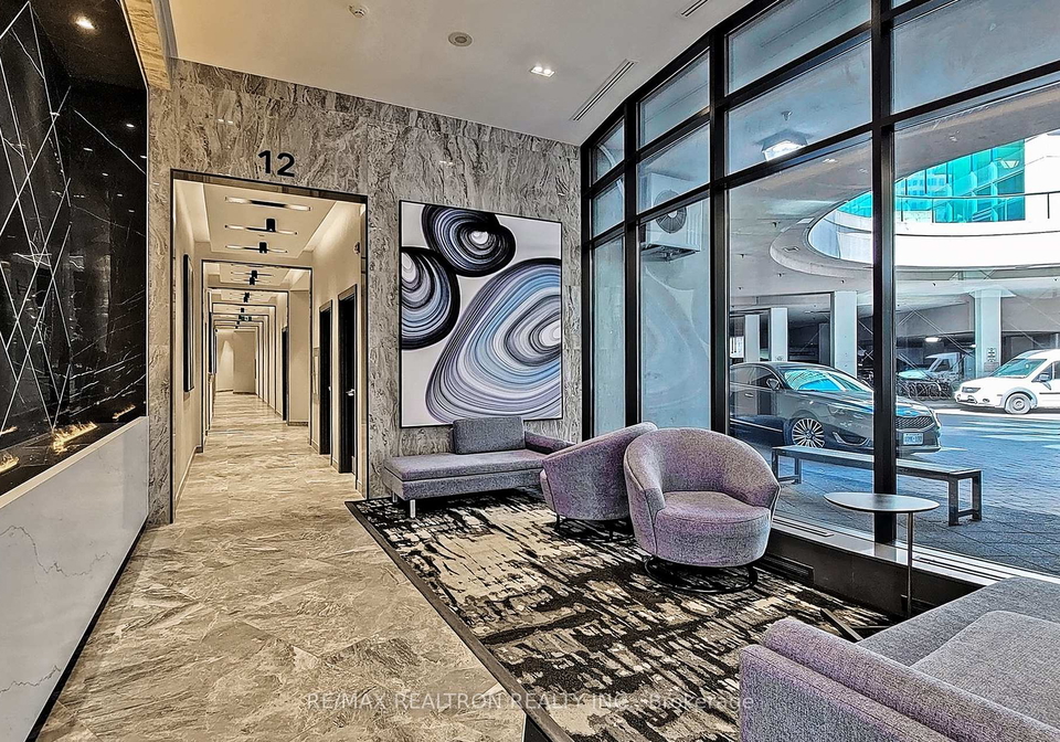 16-yonge-street-toronto-ontario-c12770462