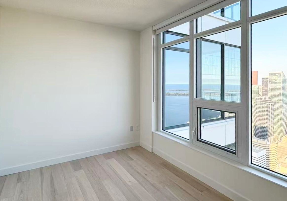3-concord-cityplace-way-toronto-ontario-c12770512