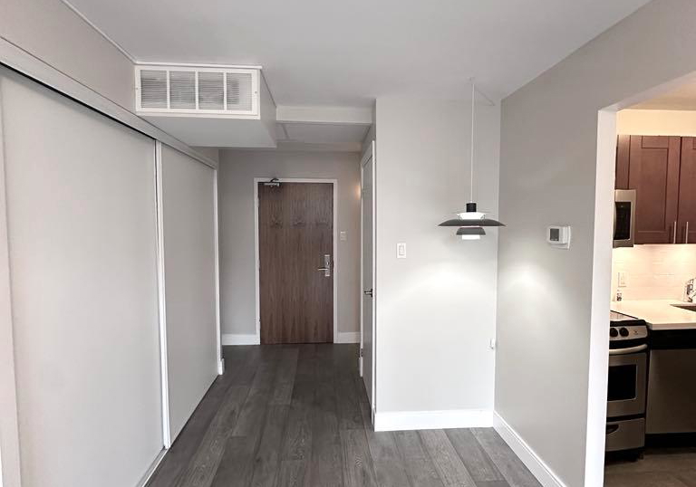 914-yonge-street-toronto-ontario-c12770640