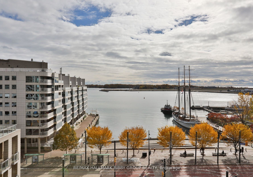 410-queens-quay-w-toronto-ontario-c12771088