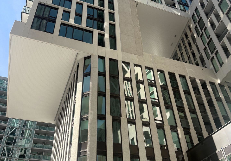 121-st-patrick-street-toronto-ontario-c12771108
