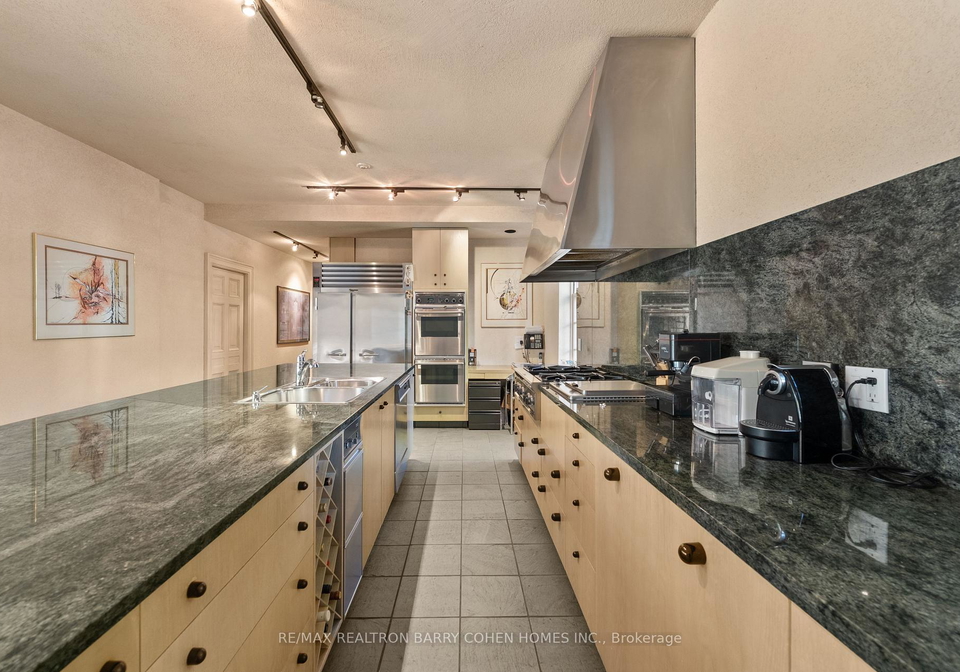 7-alderbrook-drive-north-york-ontario-c12771164