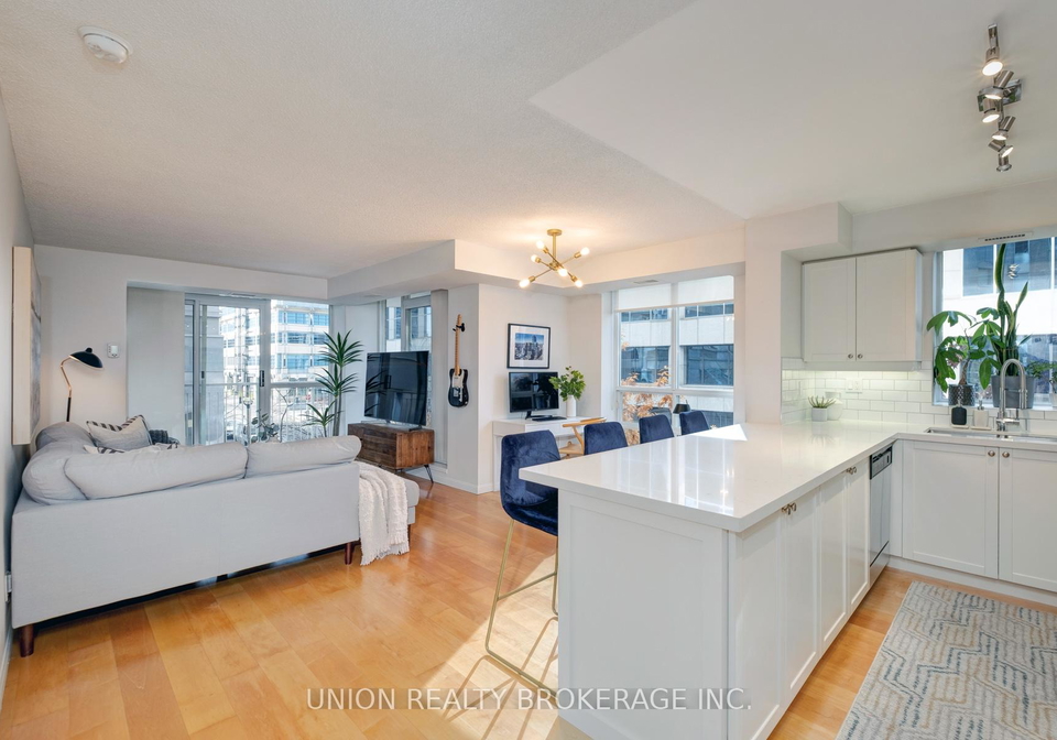 18-stafford-street-toronto-ontario-c12771368