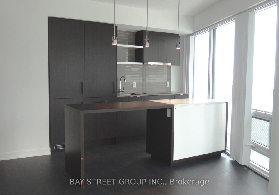 88-harbour-street-toronto-ontario-c12771526