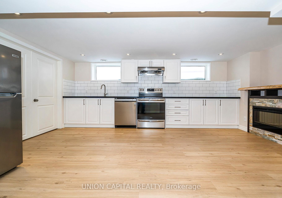 40-peveril-hill-n-toronto-ontario-c12771810