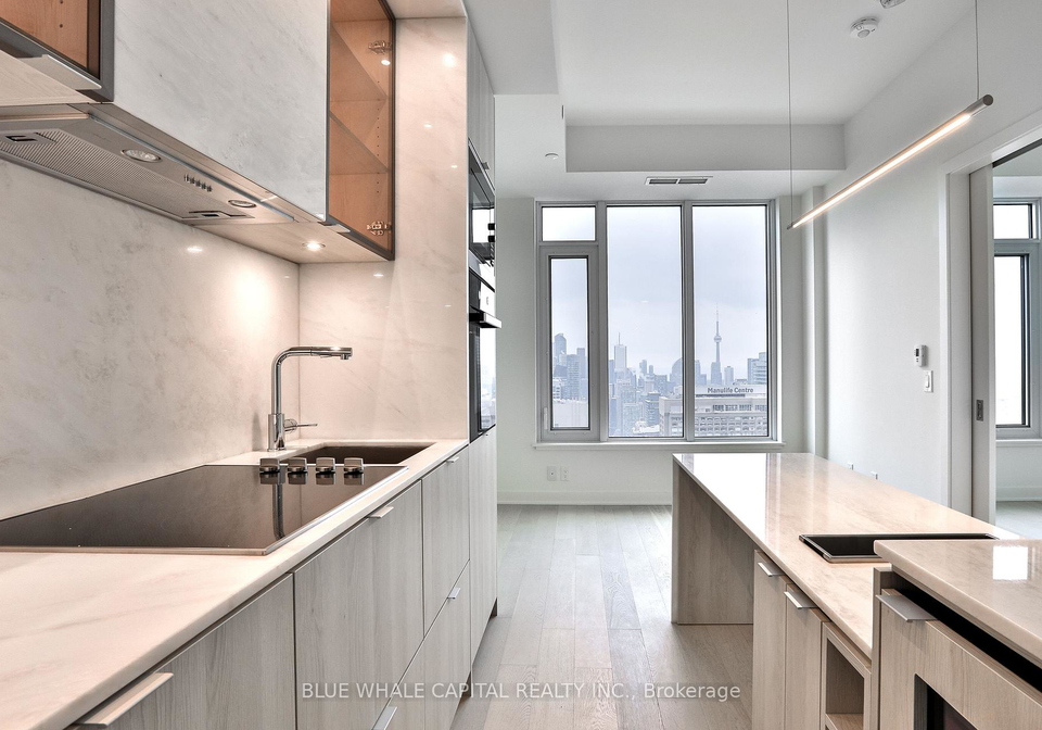11-yorkville-avenue-toronto-ontario-c12771838