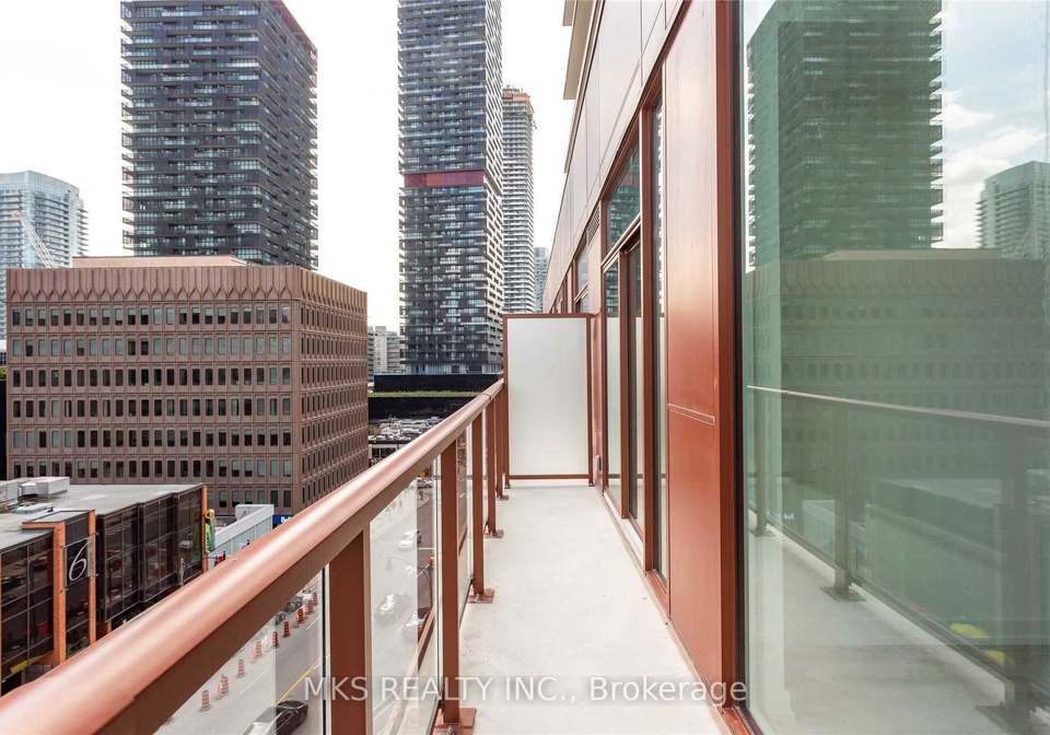 33-helendale-avenue-toronto-ontario-c12772160