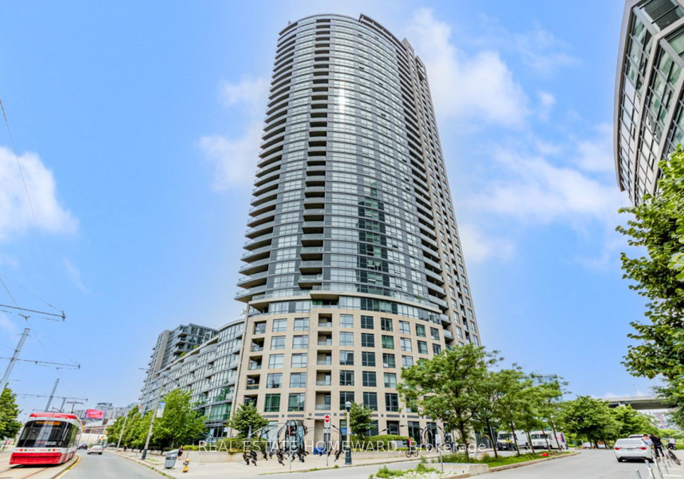 219-fort-york-boulevard-toronto-ontario-c12772392