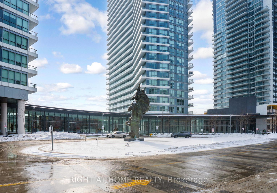 121-mcmahon-drive-north-york-ontario-c12772532