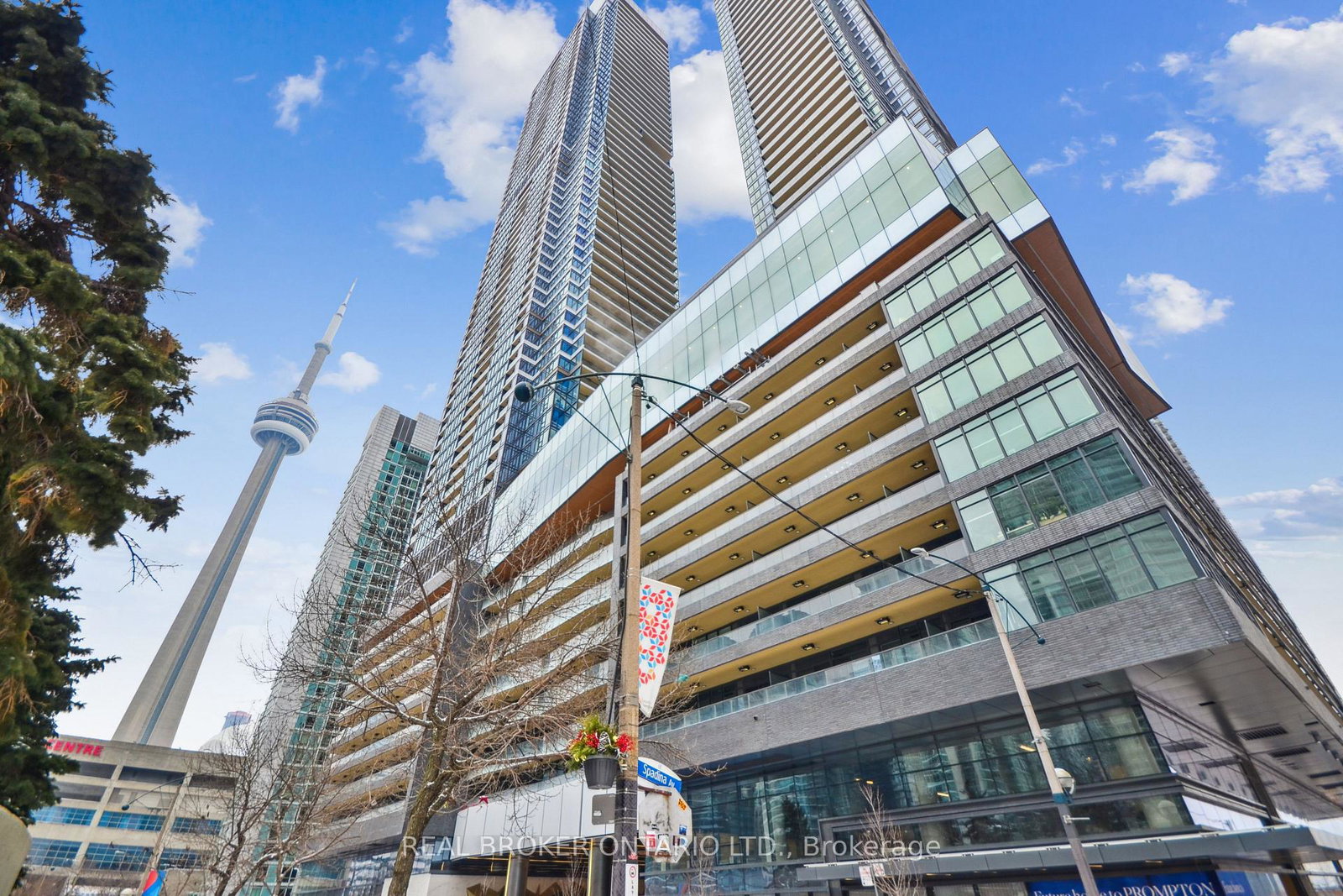 1-concord-cityplace-way-toronto-ontario-c12772620