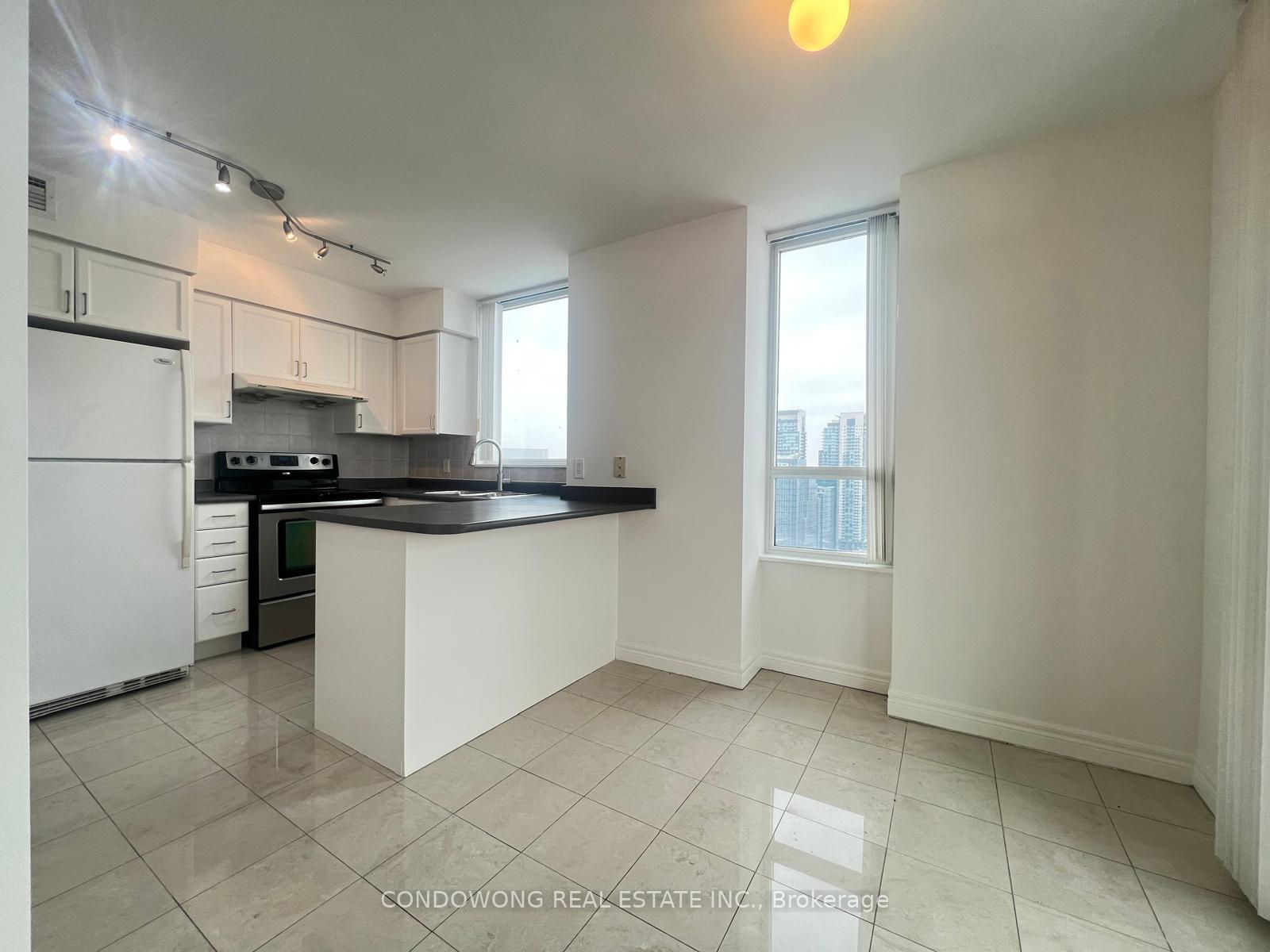 23-hollywood-avenue-north-york-ontario-c12772736