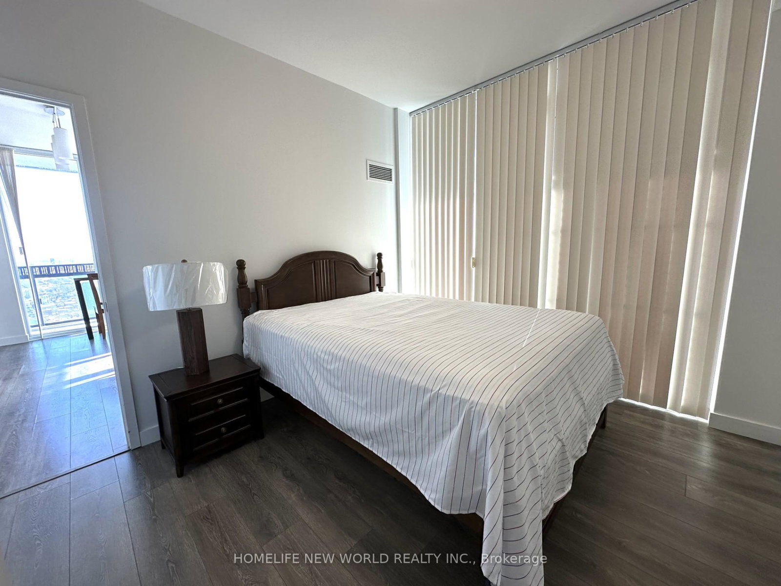 eglinton-avenue-e-toronto-ontario-c12772880