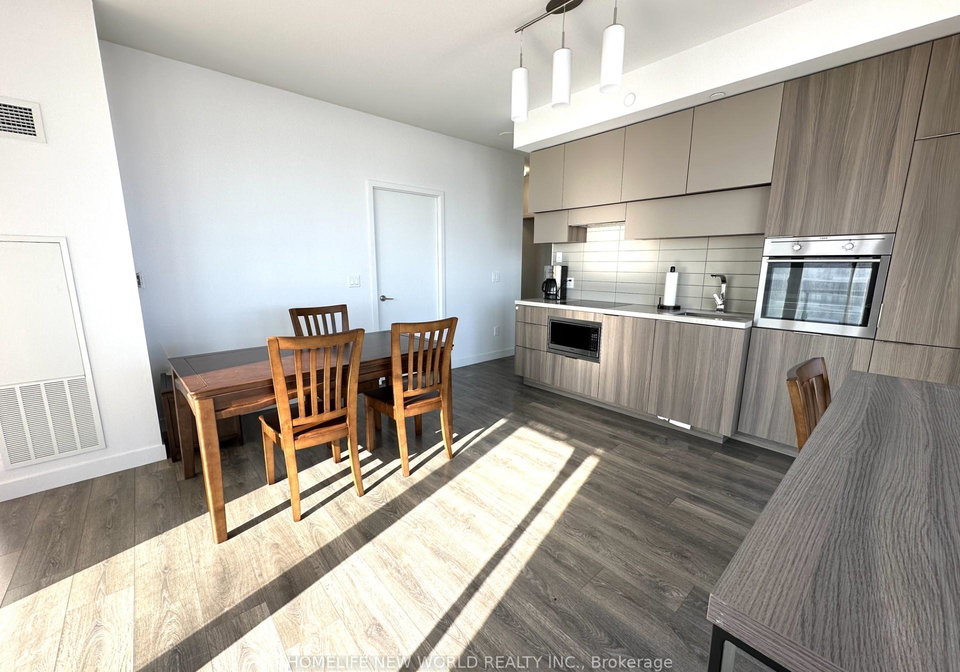 eglinton-avenue-e-toronto-ontario-c12772880