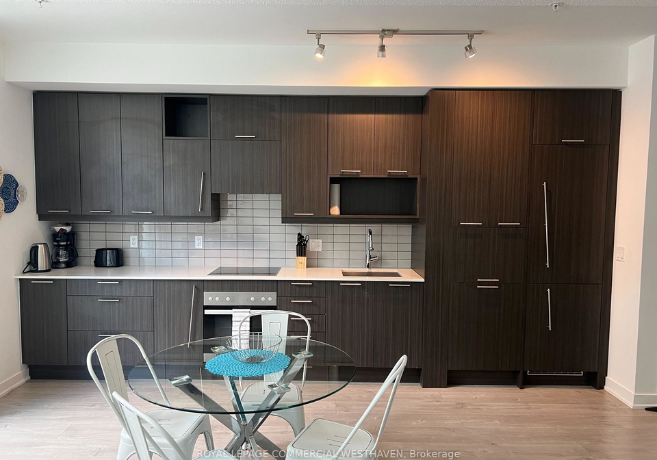30-nelson-street-toronto-ontario-c12773022
