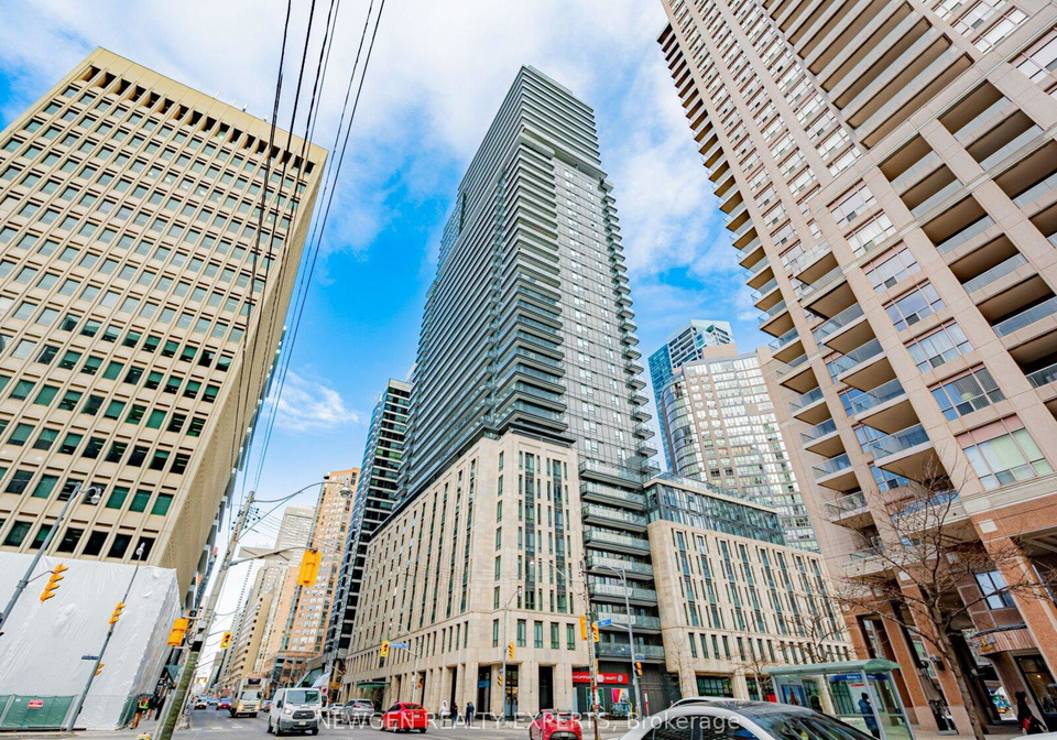 955-bay-street-toronto-ontario-c12773054