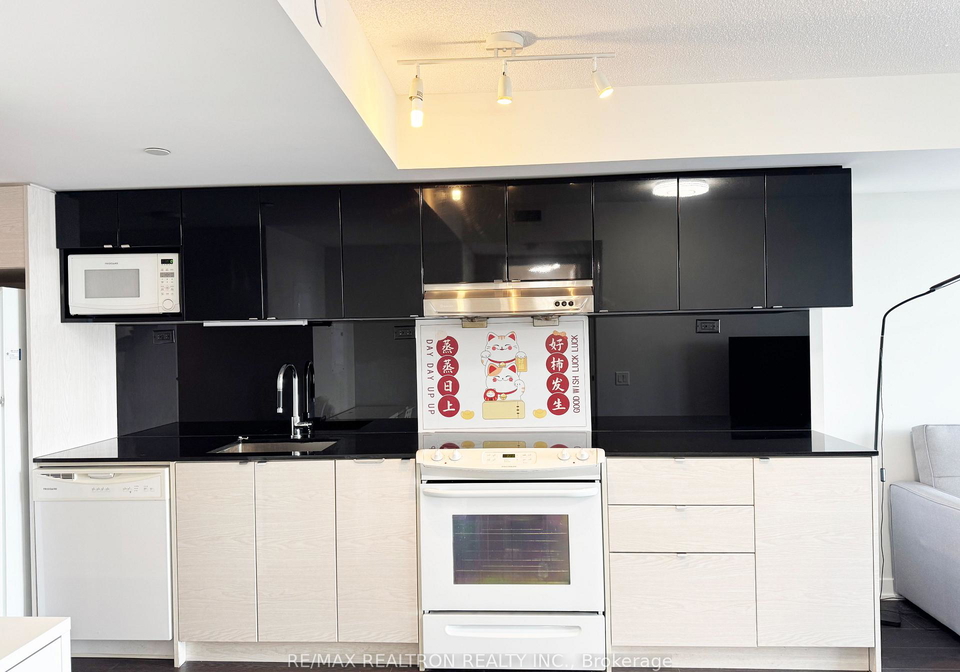 72-esther-shiner-boulevard-north-york-ontario-c12773156
