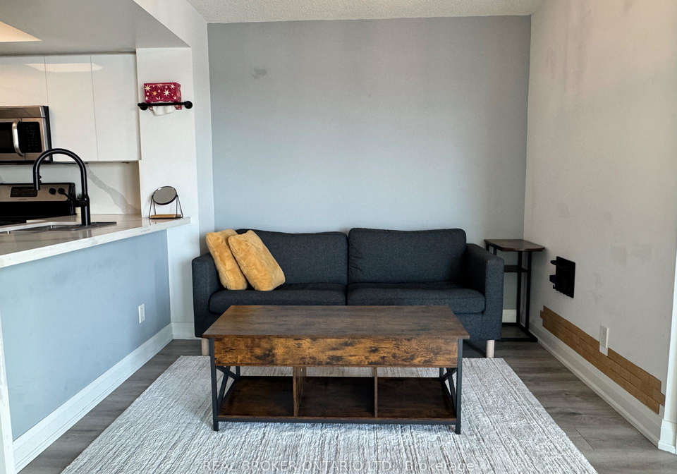 28-harrison-garden-boulevard-north-york-ontario-c12773160