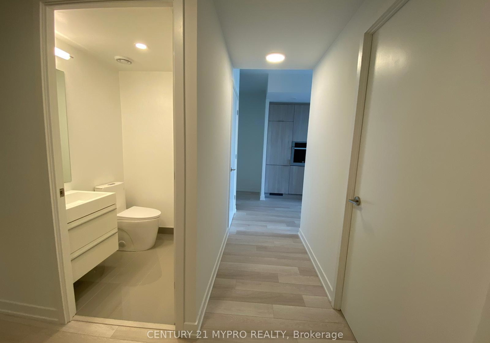 39-roehampton-avenue-toronto-ontario-c12773236