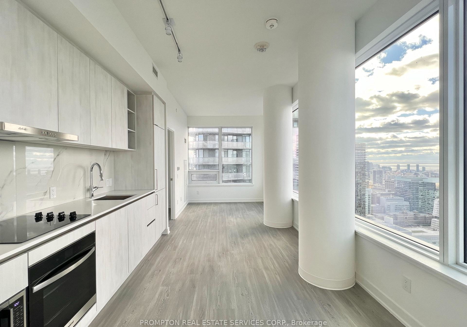 8-wellesley-street-w-toronto-ontario-c12773388